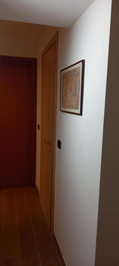 Casalauretta Hotel Naples Luaran gambar